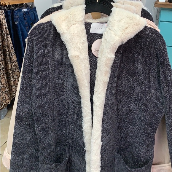 Chenille Vegan Fur Coat - Picture 6 of 6